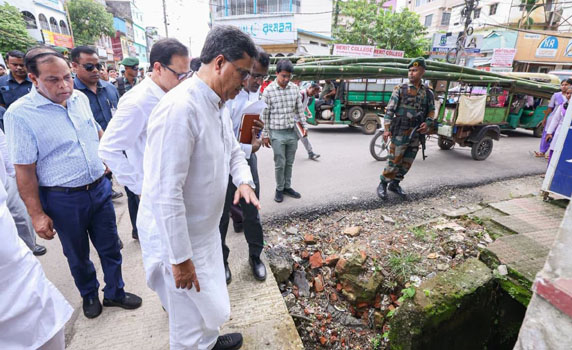 Tripura CM Dr. Manik Saha inspects works under Smart City Mission in Agartala. 